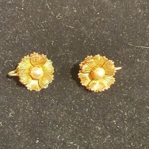 Gold Floral Stud Earrings with pearls